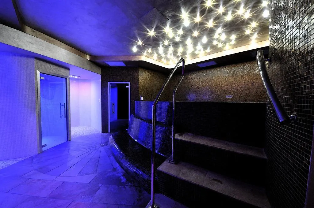 Hotel Dei Fiori Restaurant - Meeting & Spa 阿拉西奥 意大利