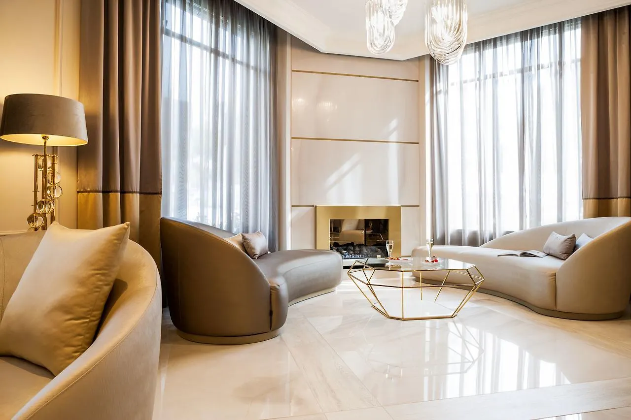 Hotel Dei Fiori Restaurant - Meeting & Spa 阿拉西奥
