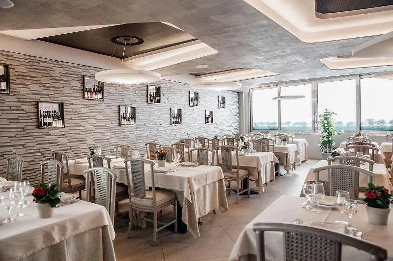 Hotel Dei Fiori Restaurant - Meeting & Spa Alassio 3*,
